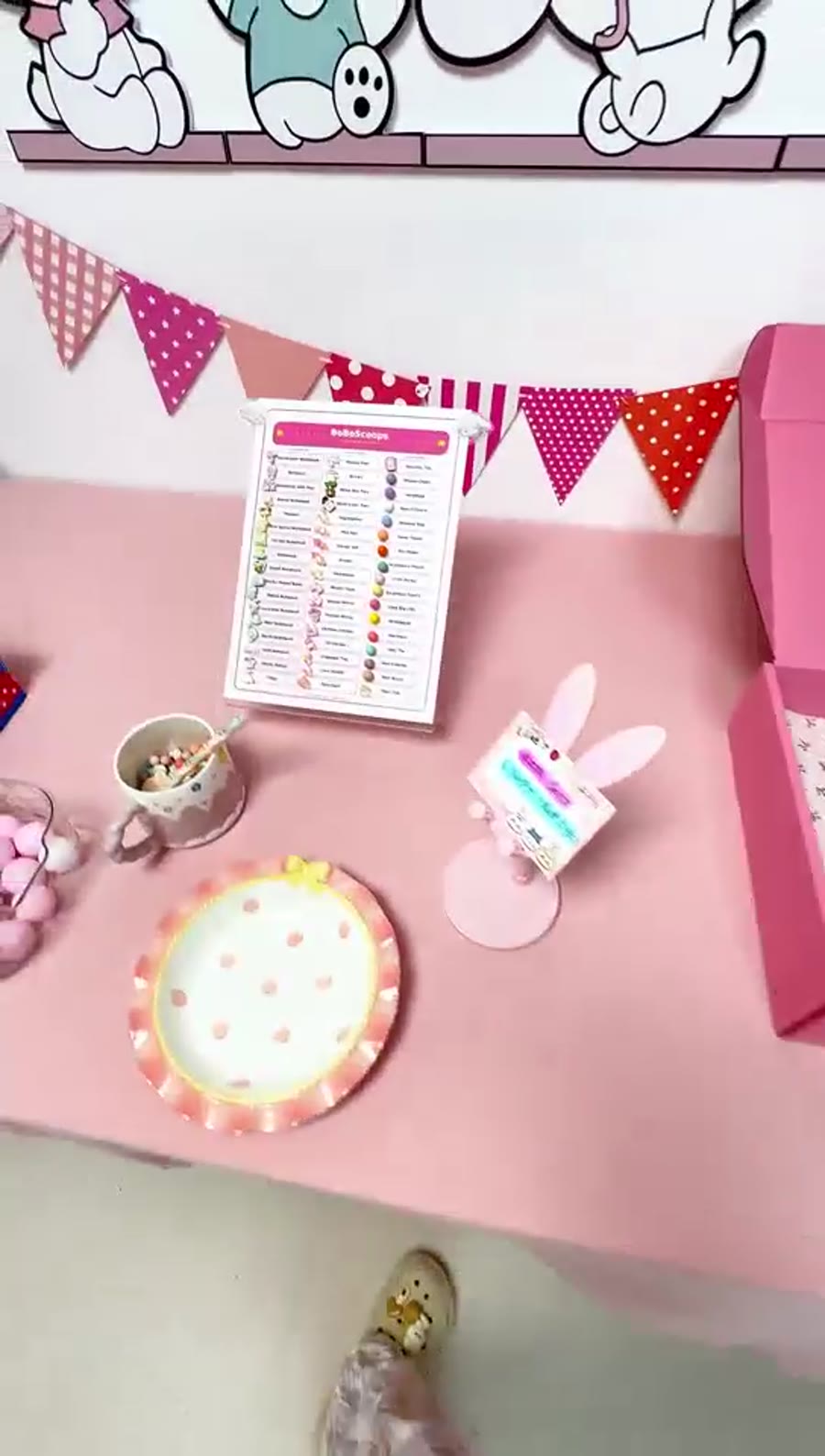 BoBoScoops pink packing table
